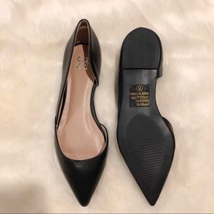 Journee Collection Black Cortni Flat